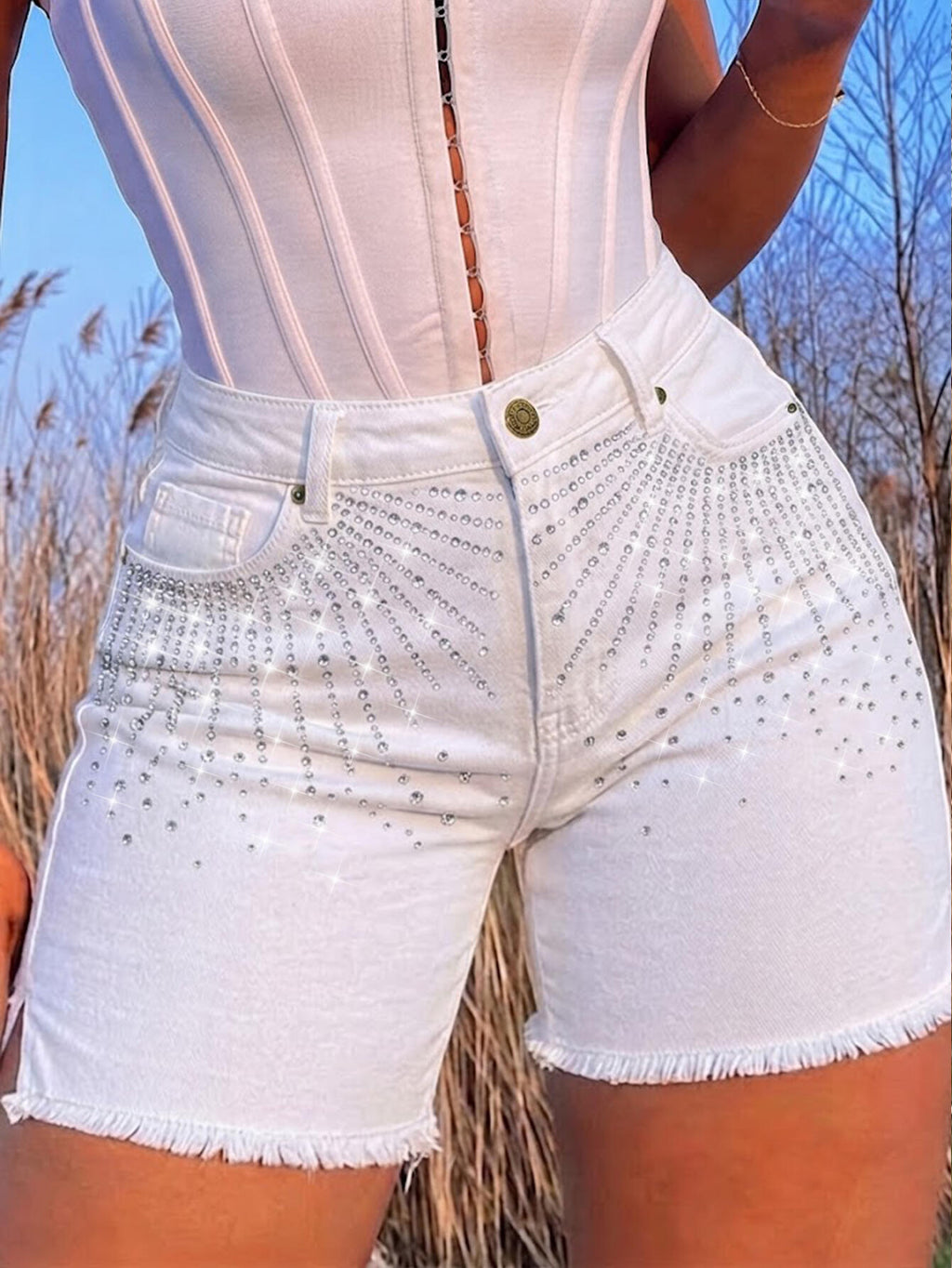 L033TZ Women's Denim Shorts, Mid-Rise Stretch C