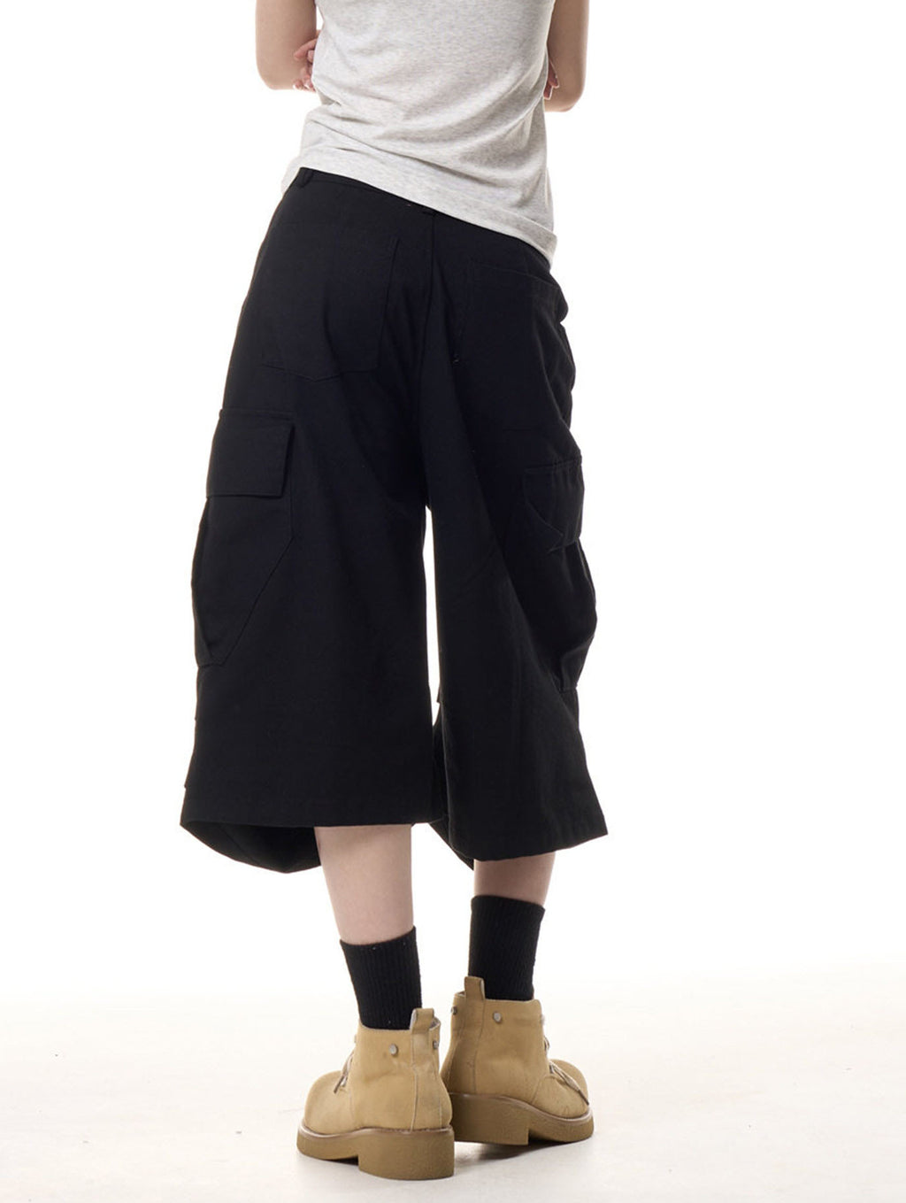 Women's Baggy Multi Pocket Cargo Capri Pants-Black